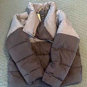 Blue color block puffer jacket